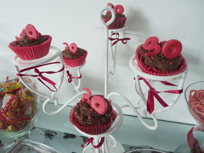 30 Birthday Cupcakes