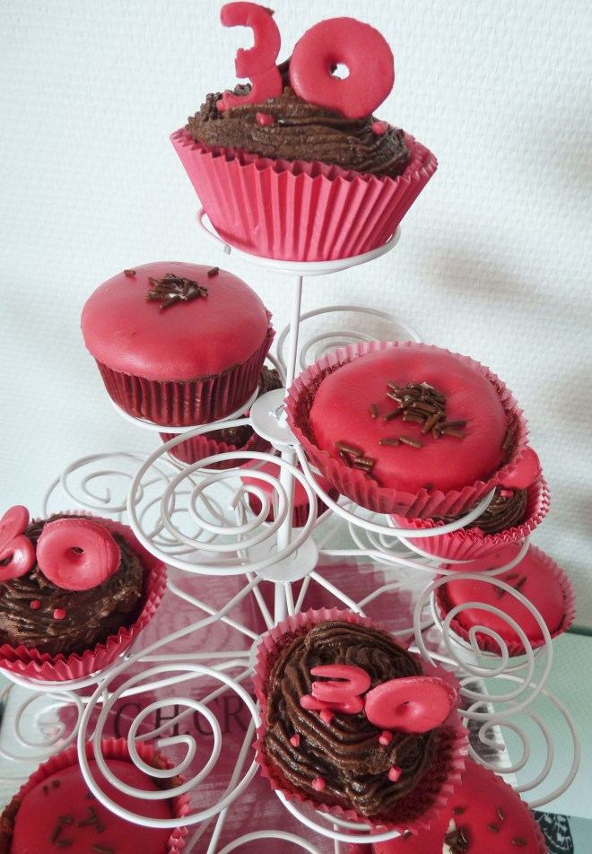 30th Birthday Cupcakes 