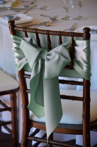 Bow chair