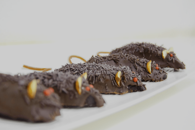 Halloween Mice Desserts