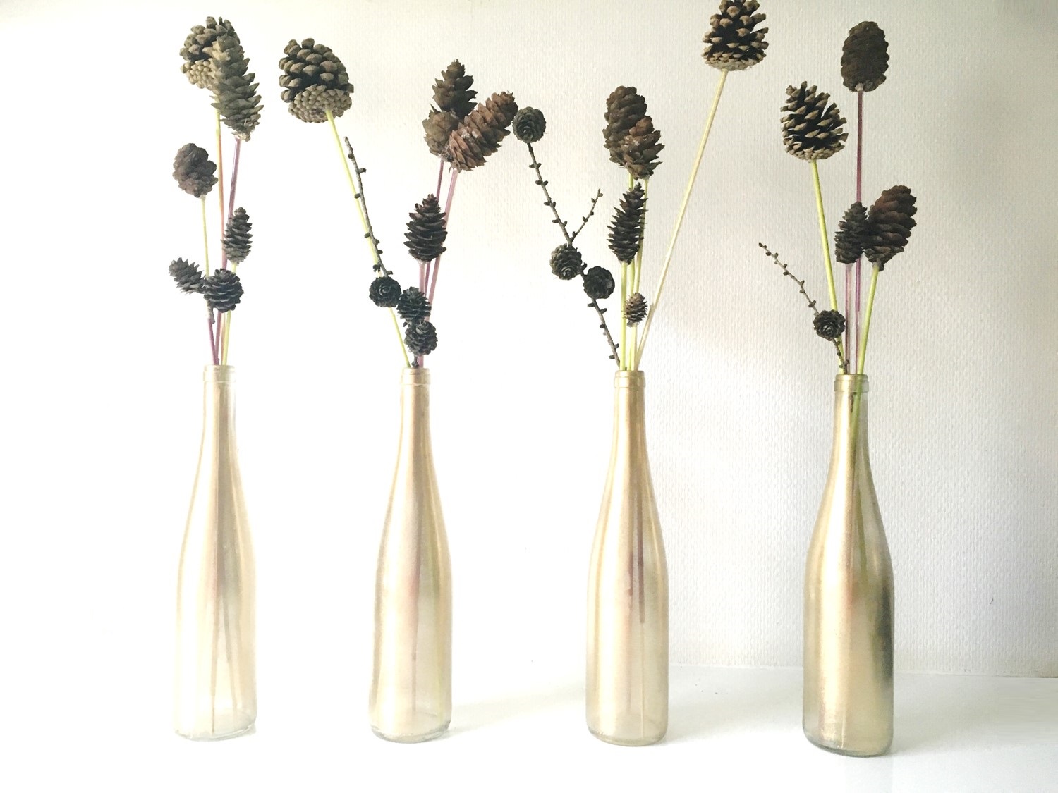 Pine cone chrismas vases