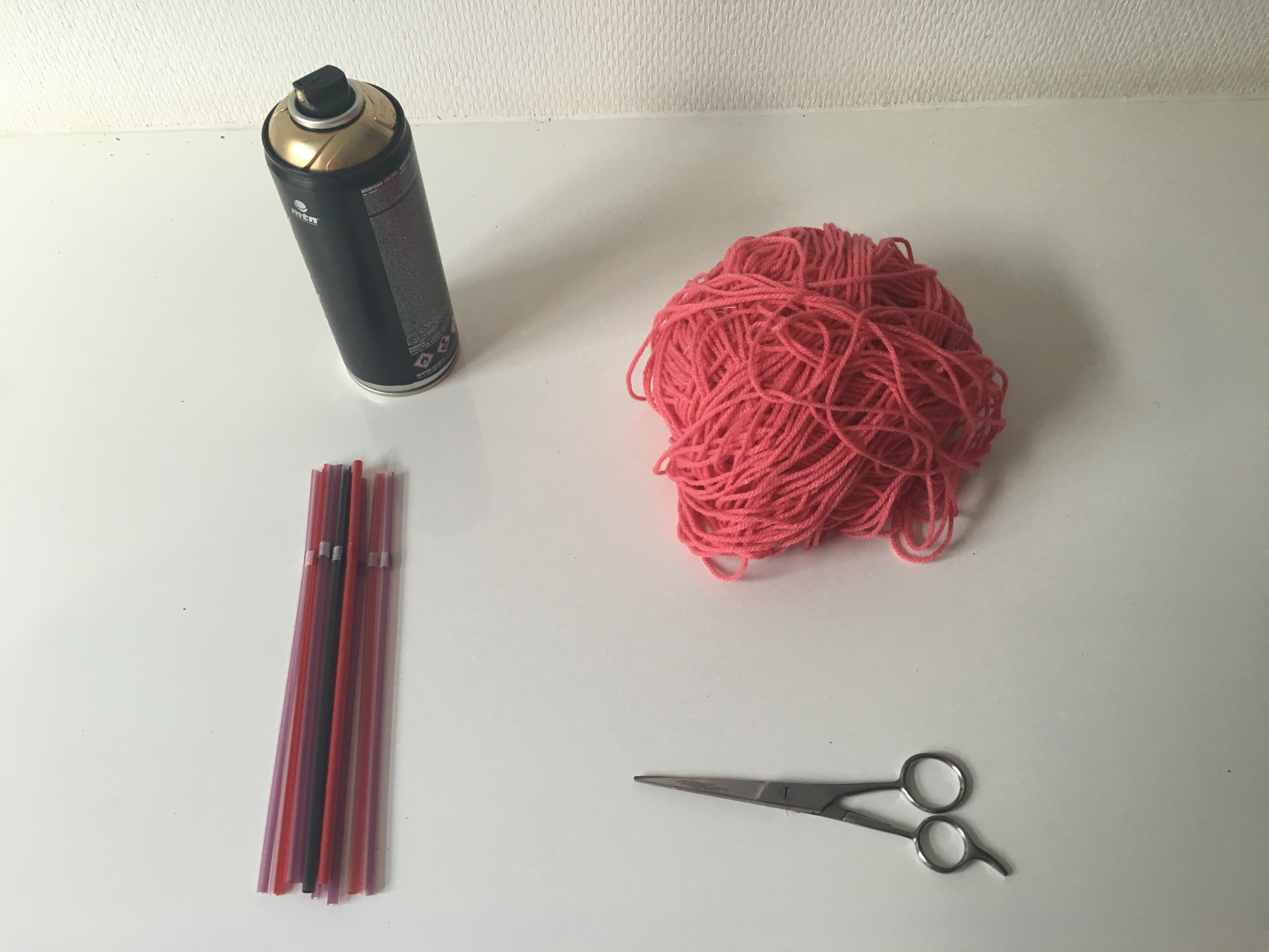 Straw Christmas Ornaments materials