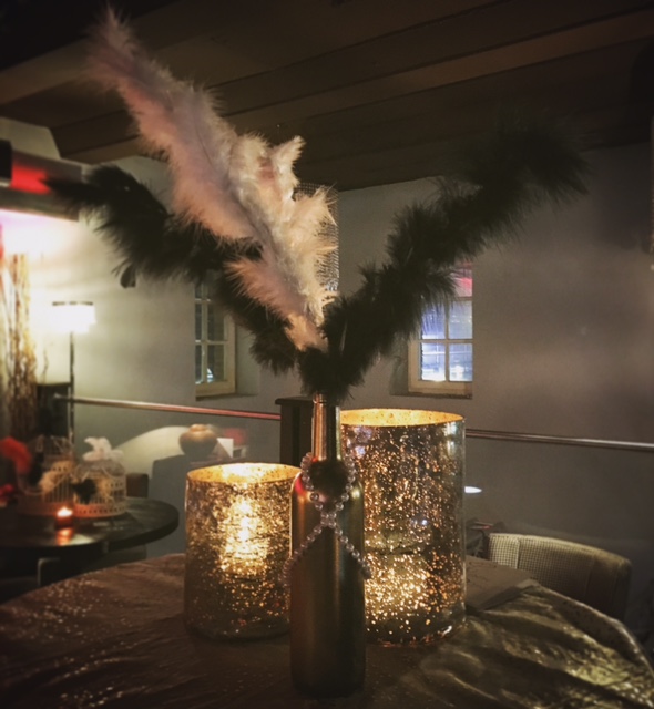 1920's party decorations