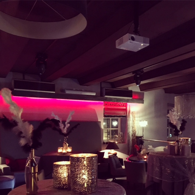 1920's party decorations