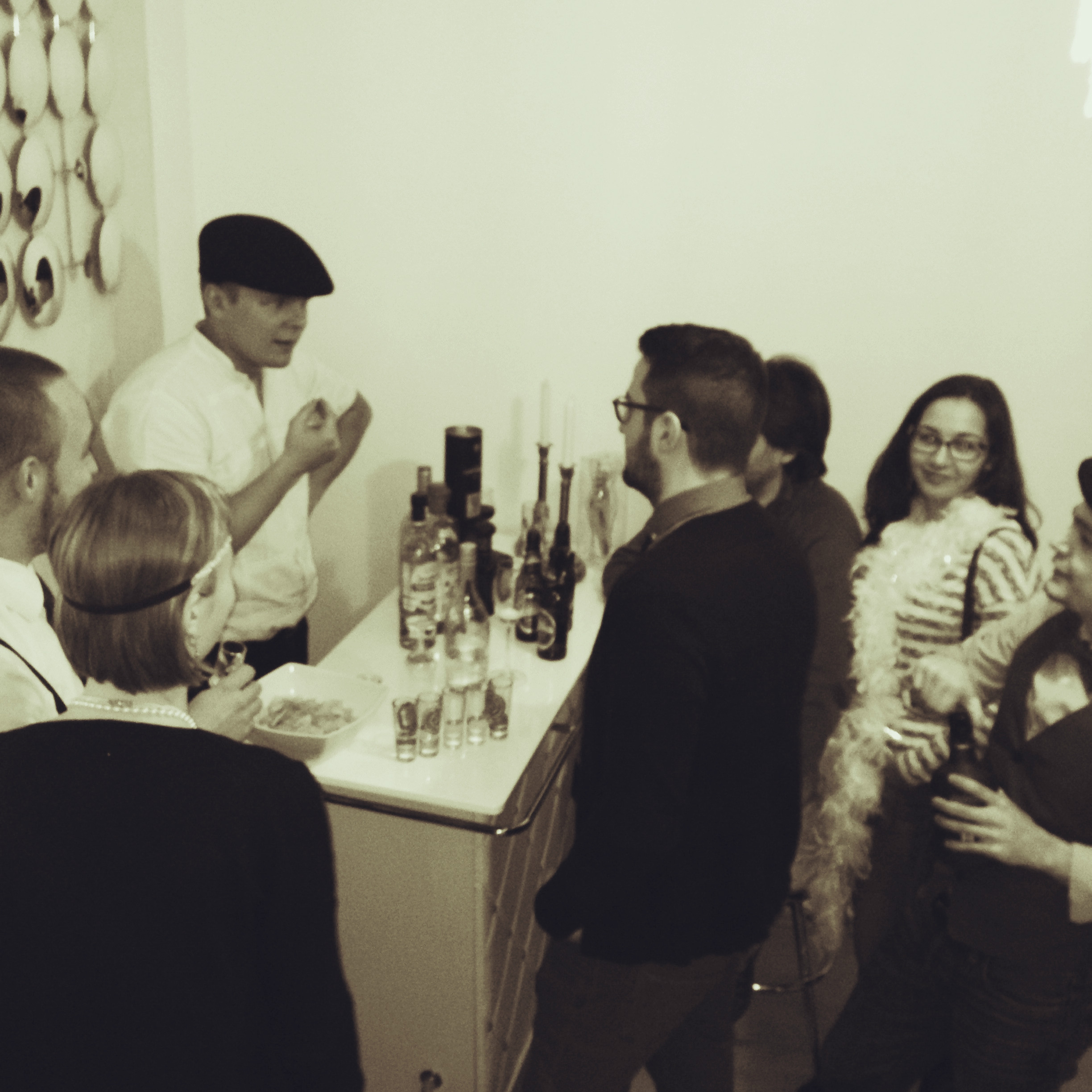 1920's speakeasy party mafioso