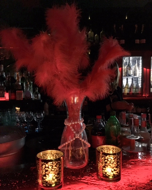 1920's party decorations