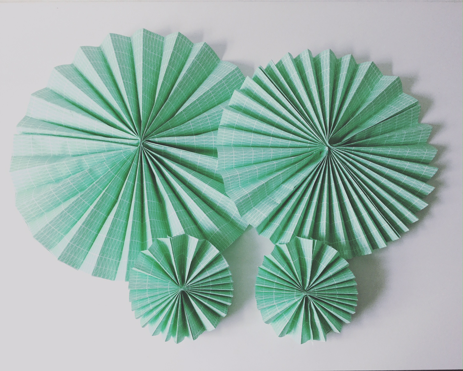 paper fans mint
