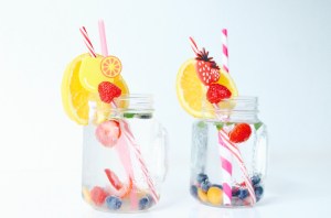 Fruity ICe Cubes Drink