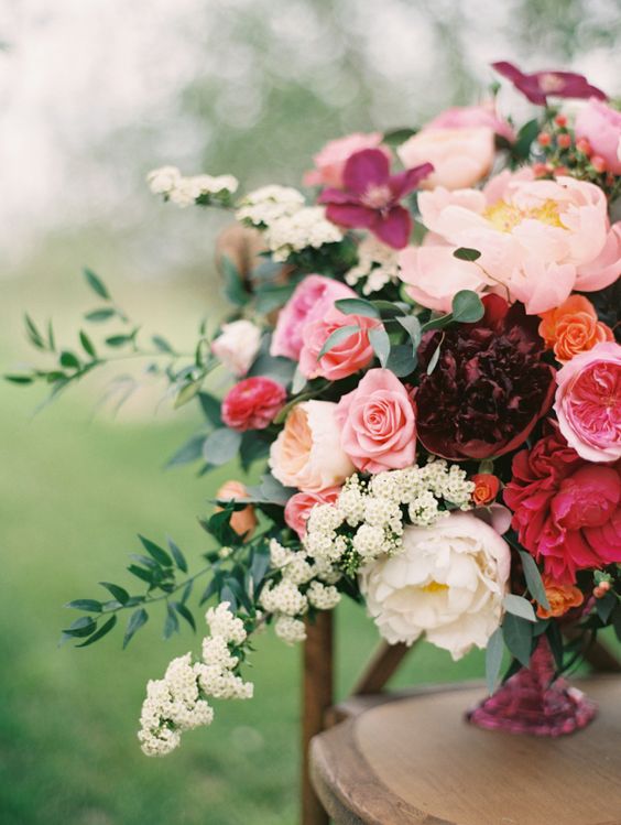 Winter Wedding Flowers.jpg